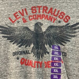 Levi Straus XXL grey t shirt eagle 🦅 shirt sleeve